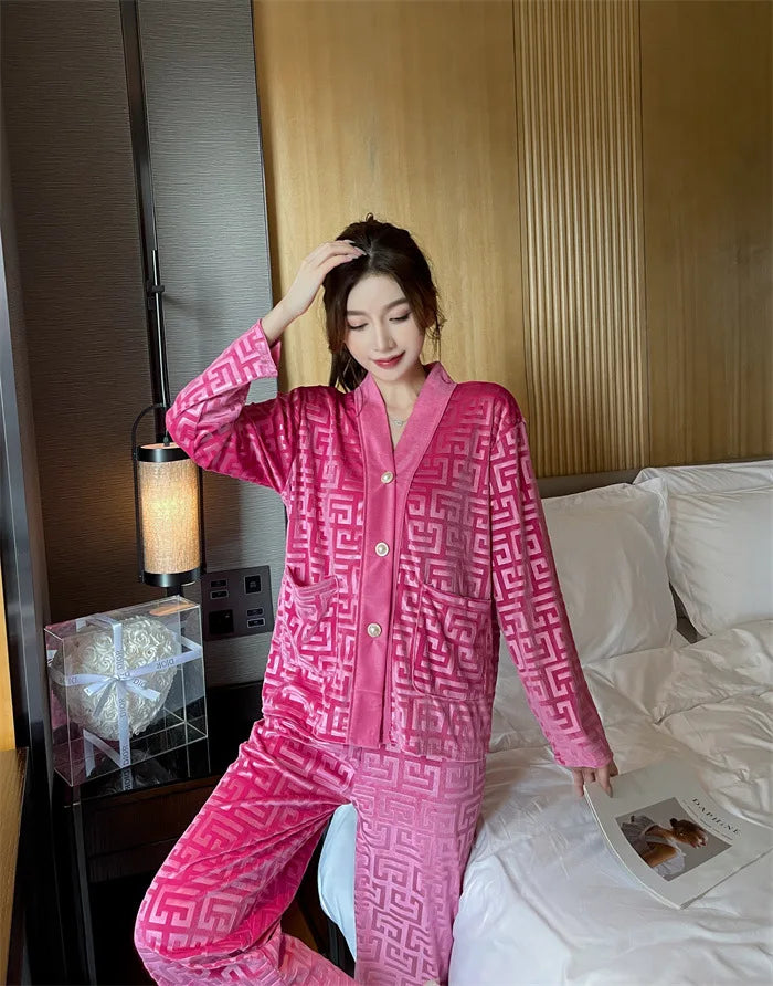 Autumn and winter new gold velvet pajamas V-neck Korean velvet sweet and sexy lace home clothes