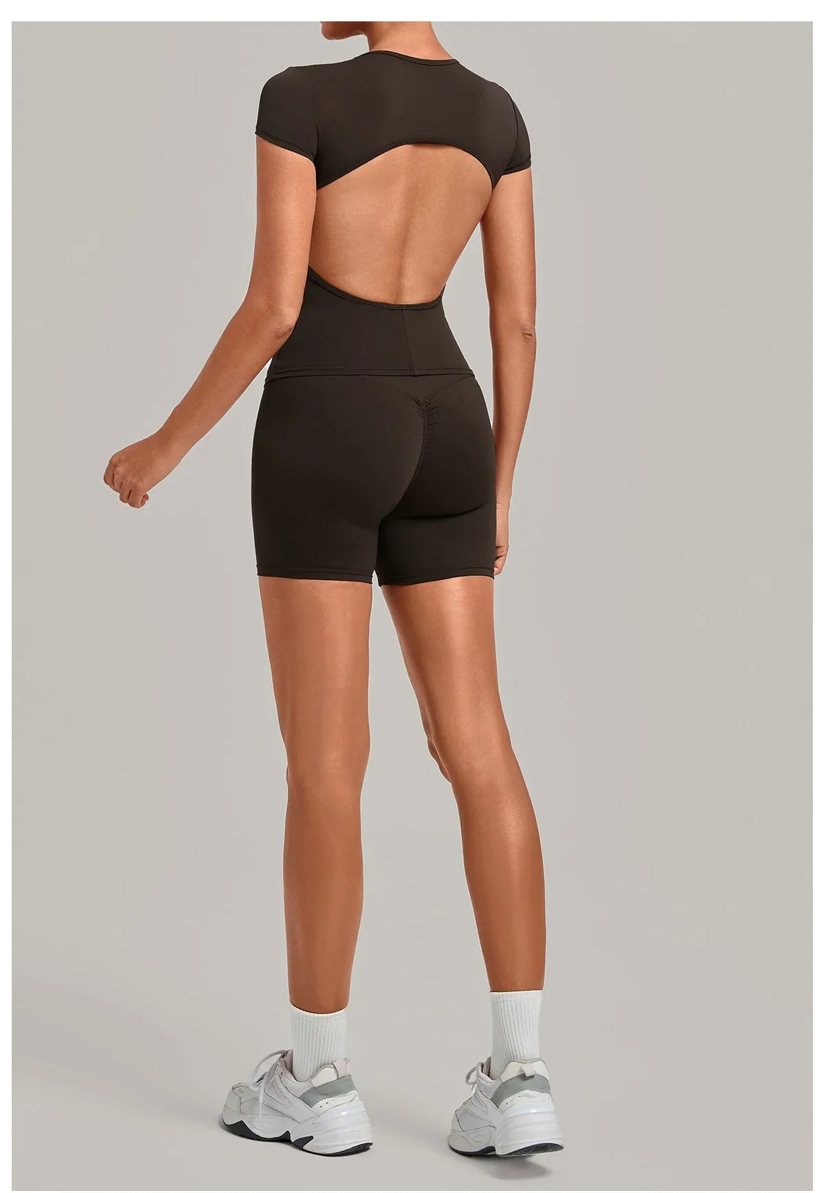 Tight Invisible Wrinkle Yoga Sets Women Short Sleeve O Neck Hollow Back Sports Tank Top Butt-Lifting Shorts Gym Fitness Suits