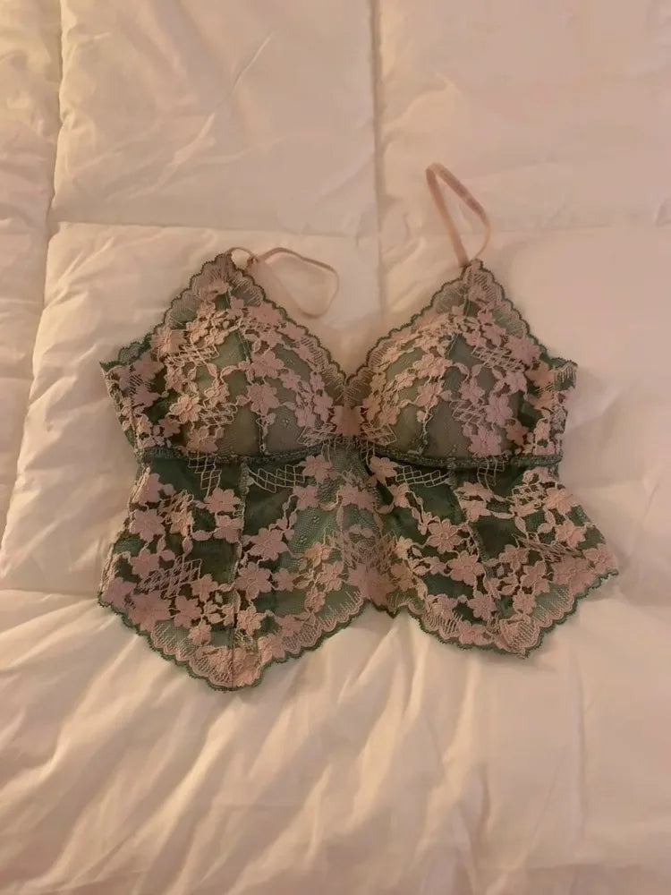 Sexy French Lace Halter Bra Summer Bralette Small Bust Wrinkle-Free Adjustable Straps Beauty Back Vest Wirefree Comfort Bra Set