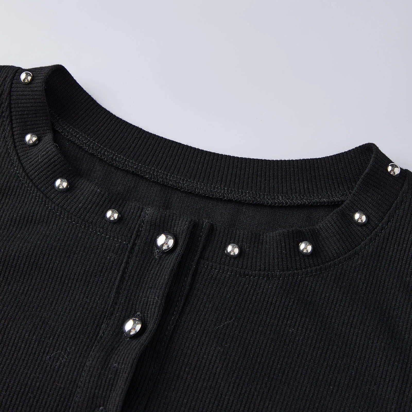 Summer Women's Studded Tank Tops Casual Stylish Button Down Crew Neck Slim Fit Sleeveless Vest Ribbed Gothic Punk Street