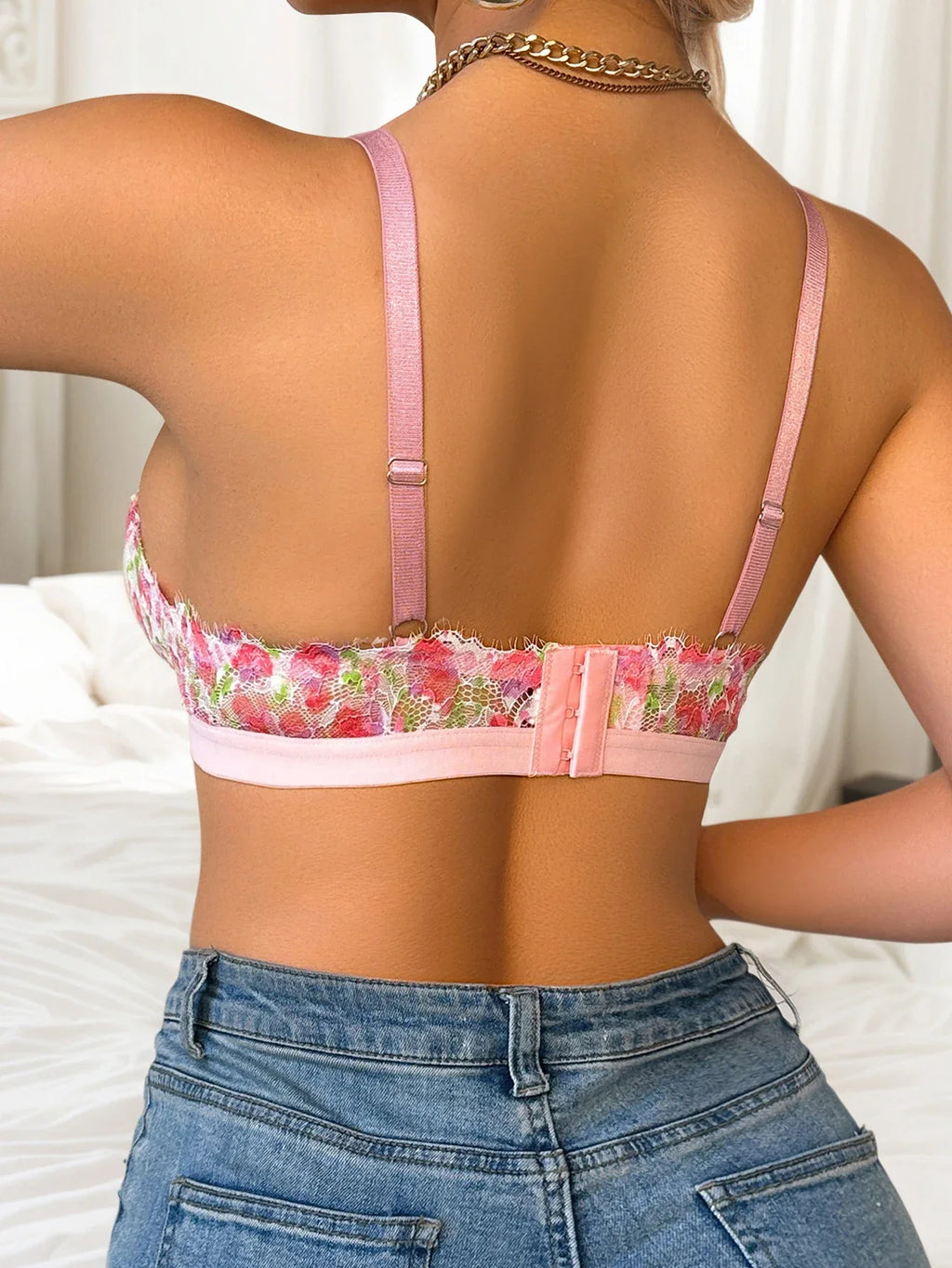 Beautiful pink floral women's bra sweet and sexy without steel rings triangular cup bra lace Lingerie MR2953