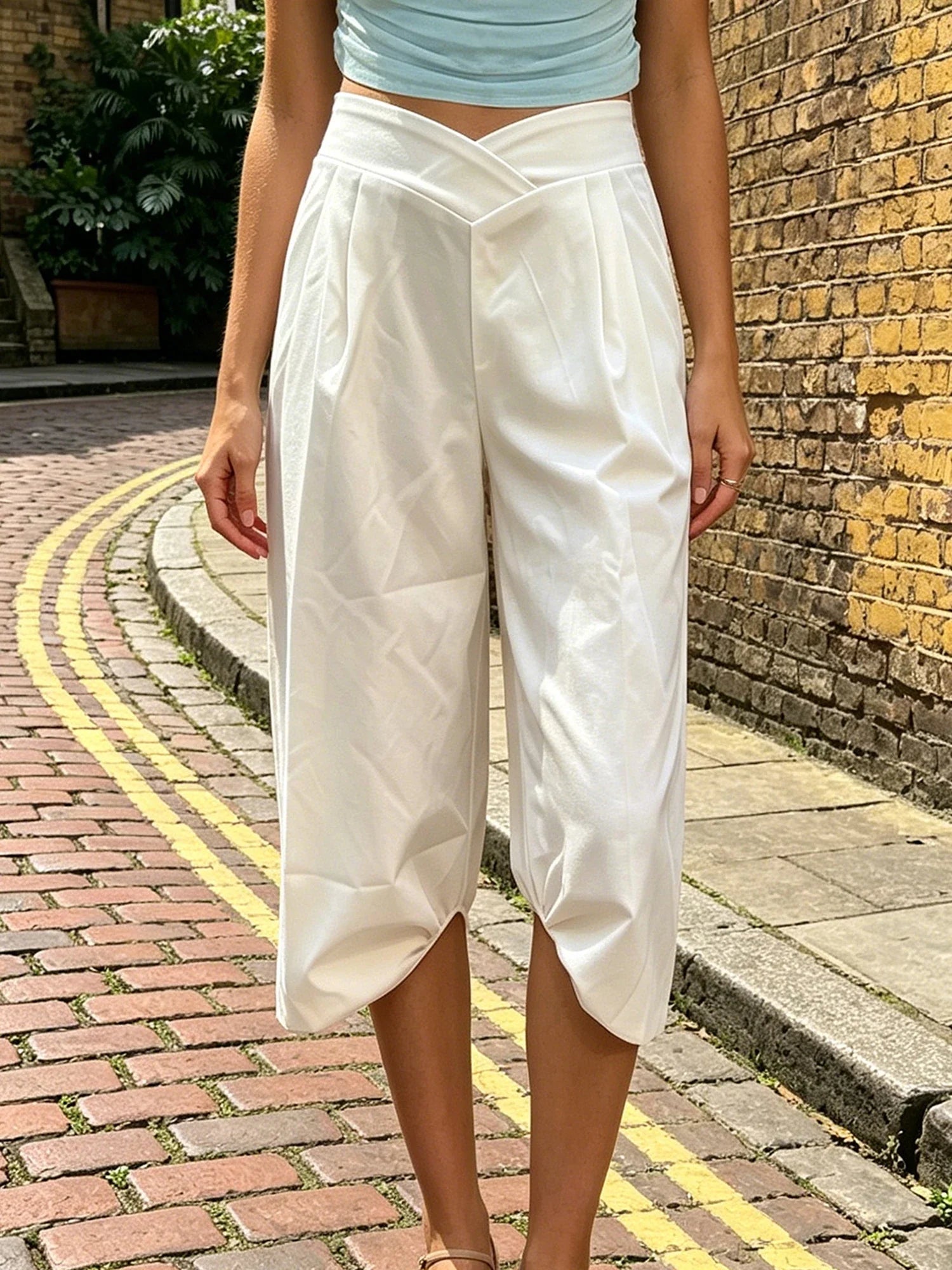 Summer Women Cargo Capri Pants Elastic Waist Cuffs Cropped Trousers with Side Pockets Fashion Casual Loose Fit Pants Streetwear