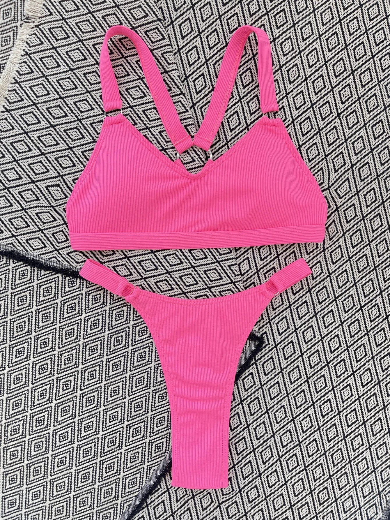 Sexy Ring Linked Backless Bikini Set Women Solid Black White Hollow Out Push Up Micro Swimsuit 2024 Bathing Suit Thong Swimwear