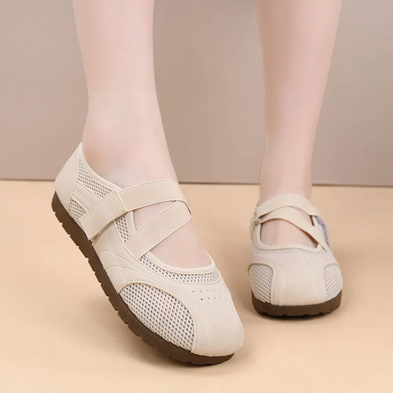 Women's Casual Comfortable Breathable Openwork Mesh Flat Sandals Thin Sole Fashionable Versatile Women's Shoes
