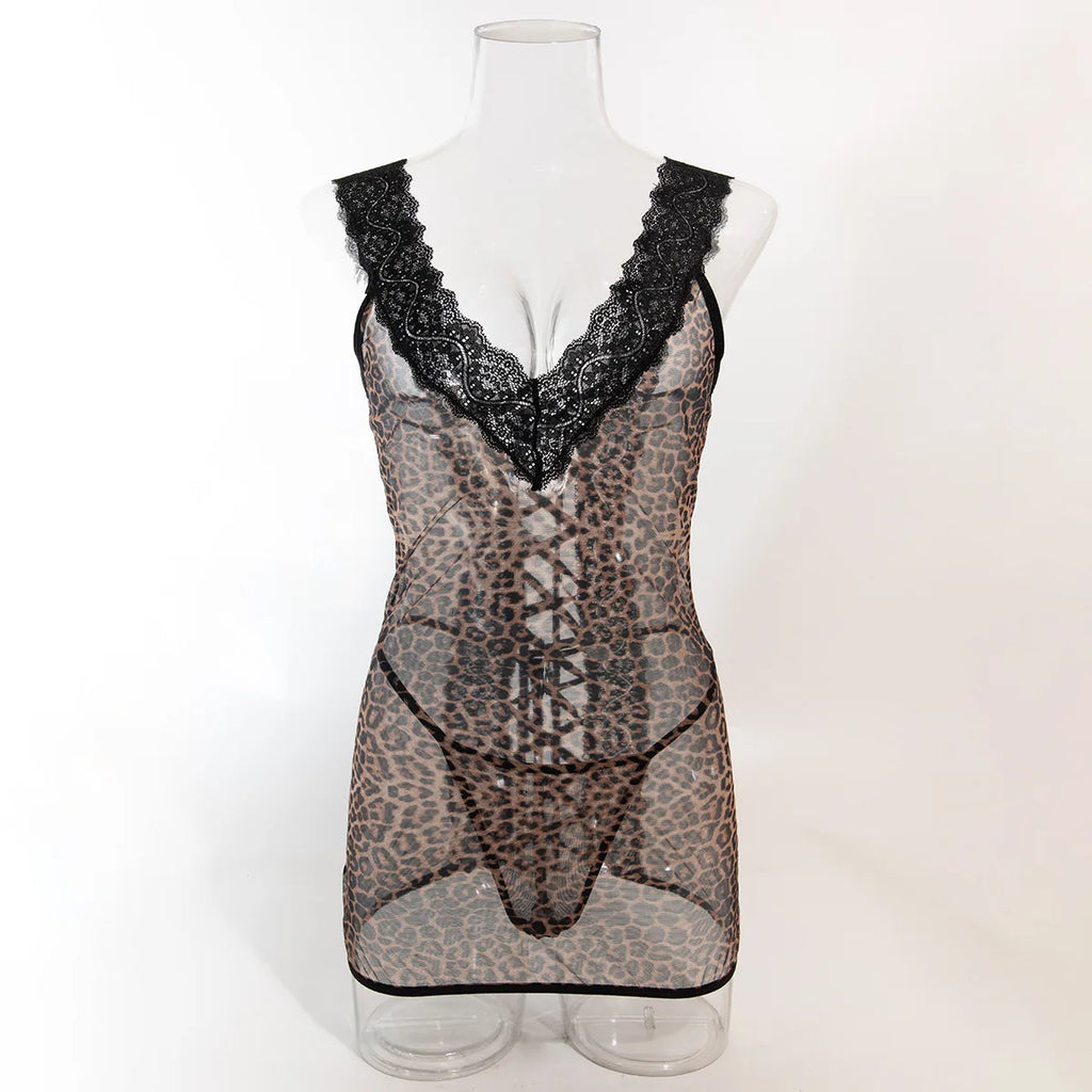 Toucheart 2PCS Lace See-through Hollow Out Sexy Interesting Thin Model Pajamas Panty Slim High Waisted Women Sexy Pajamas Set