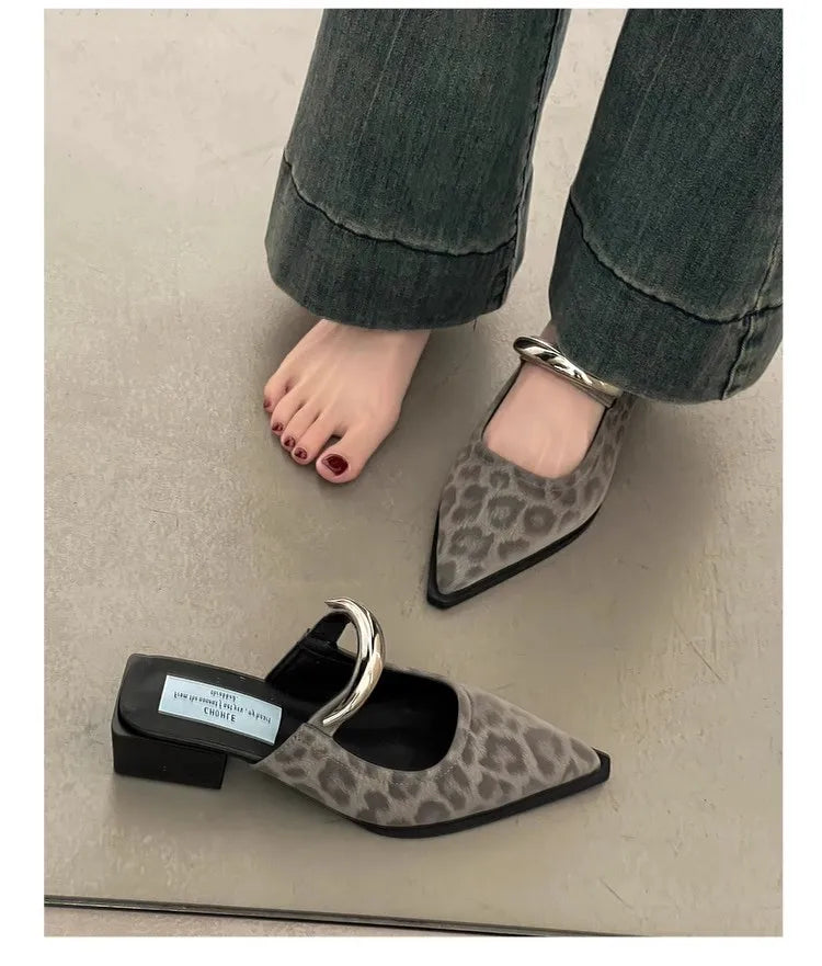 2026 New Summer Women Cover Toe Mules Slippers Fashion Metal Decoration Thick Heel Slide Shoes Comfort Street Style Footwear