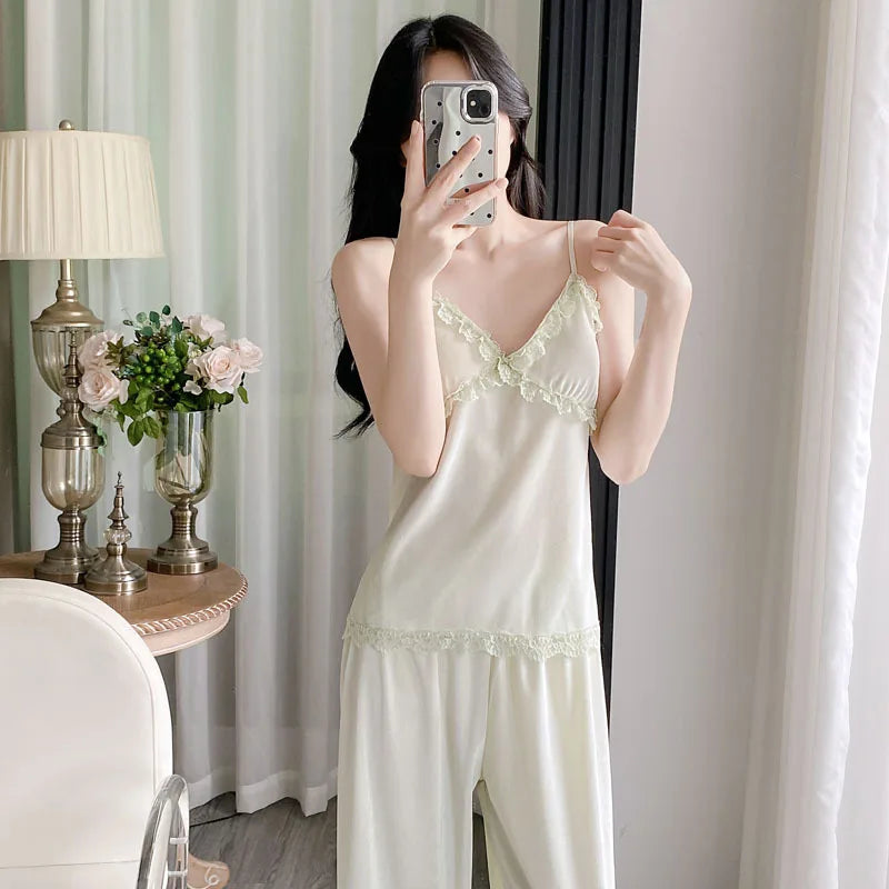 Gold velvet three-piece pajamas set, autumn and winter lace nightgown, sexy home wear with chest pad