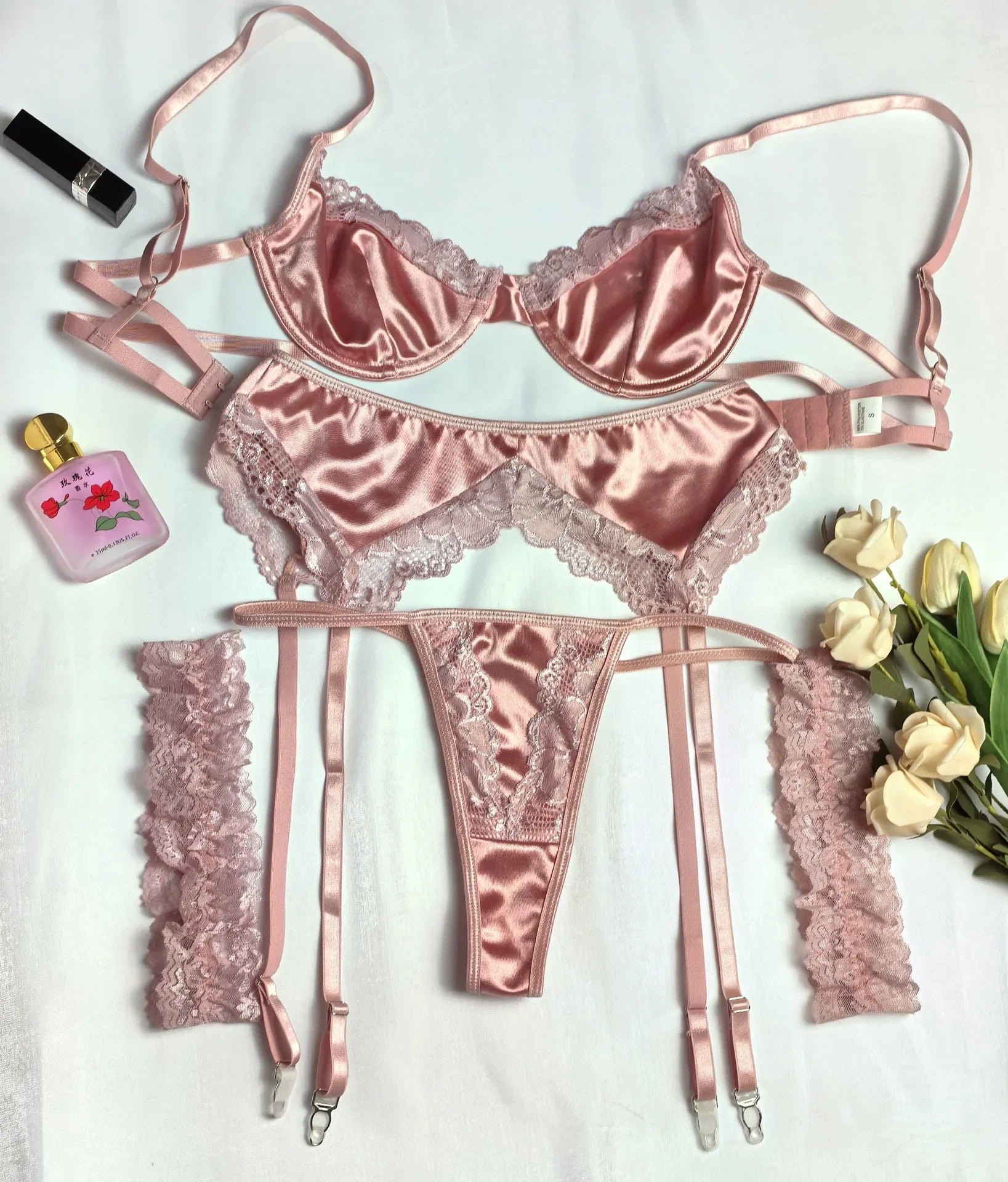 Toucheart 4PCS Patchwork Sexy Interesting Underwear Thong Set Slim Backless Lace Up Hollow Out  Floral Mesh Sexy Underwear Set