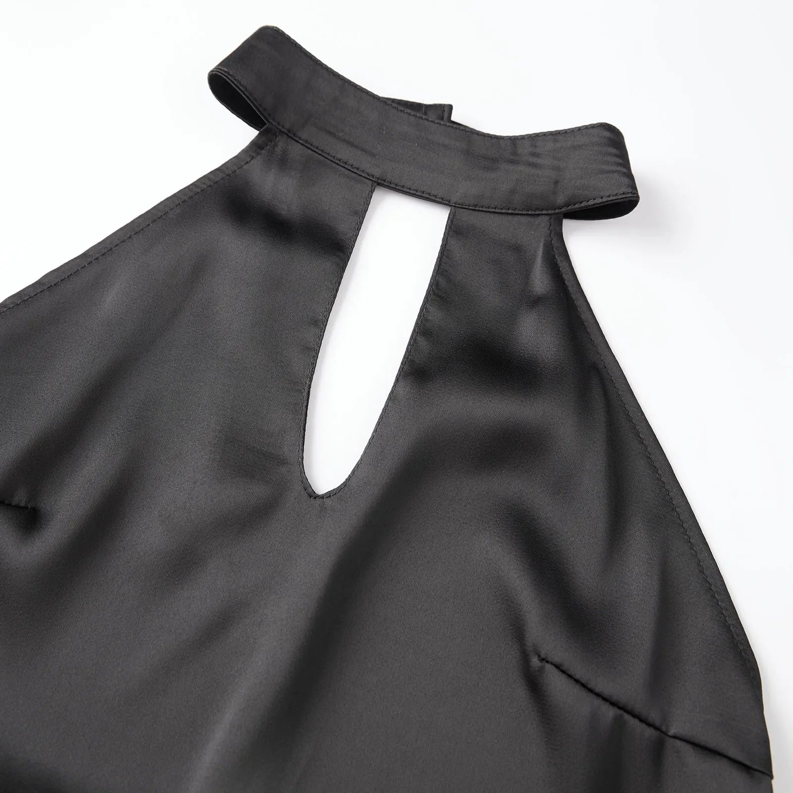 2026 Summer Women Satin Sleeveless Tops Solid Color Open Back Slim Fit Vest Party Daily Halter Cut Out Blouse Fashion