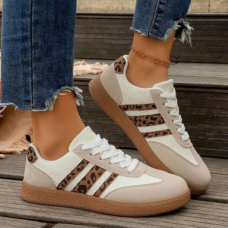 Plus Size 43 Leopard Print Flats Women Fashion Striped Lace Up Platform Sneakers Women Comfy Anti Slip Soft Sole Sport Shoes