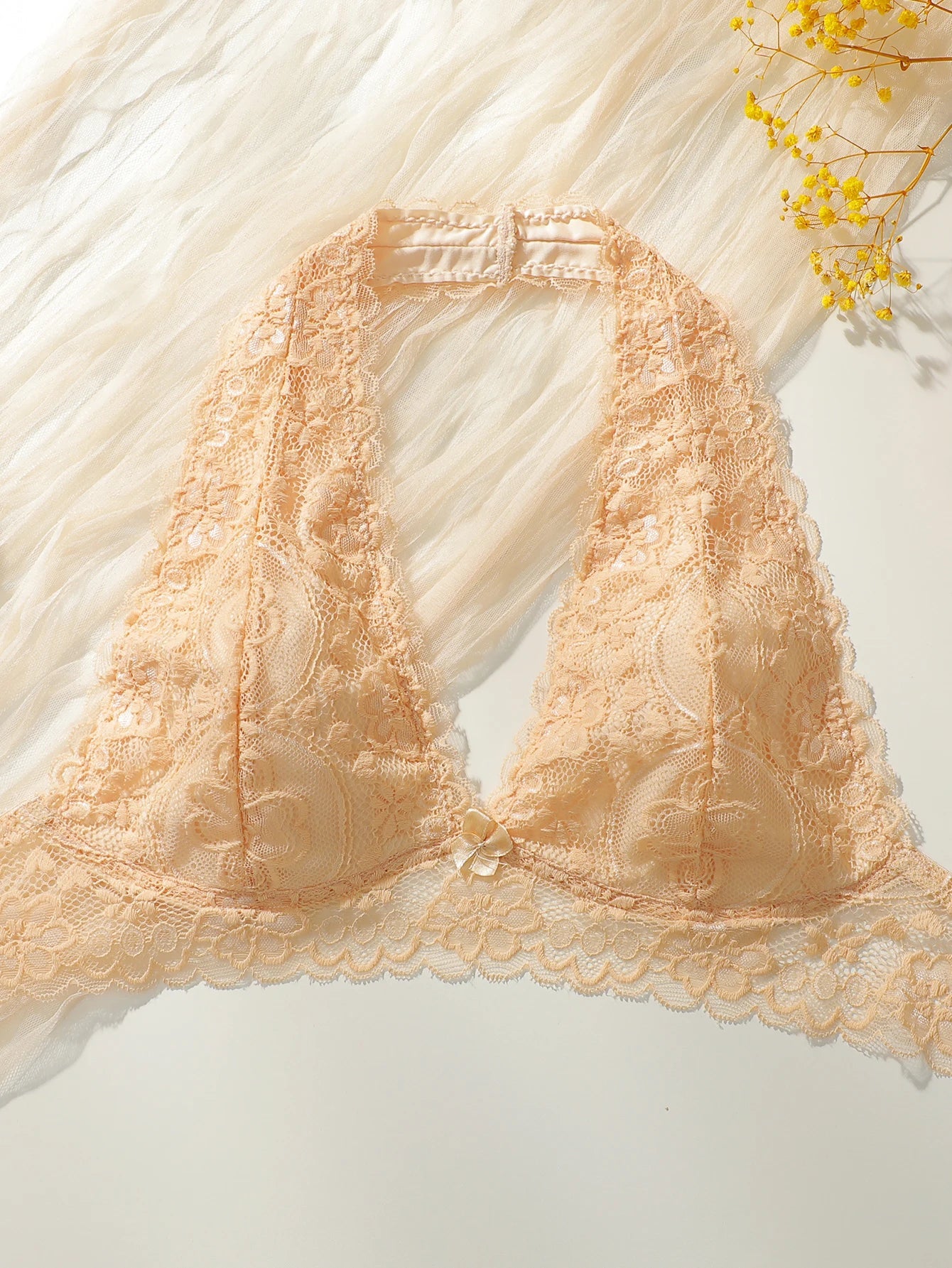 Women's full cup hanging neck push up bra without steel ring thin lace personality Lingerie beautiful back brassiere A561