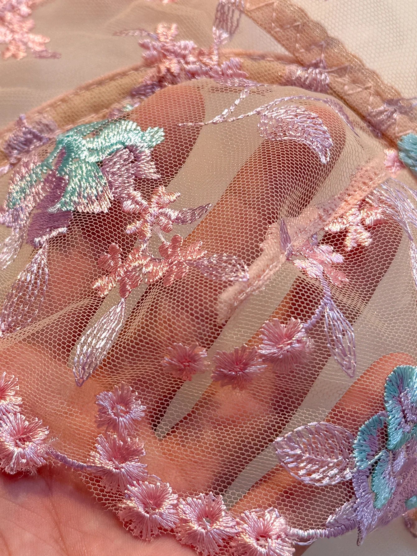 Sweet Pastel Pink Embroidered Ladies' Bra And Panties Set with Steel Ring Support Upper Cup Thin Seamless Daily Underwear
