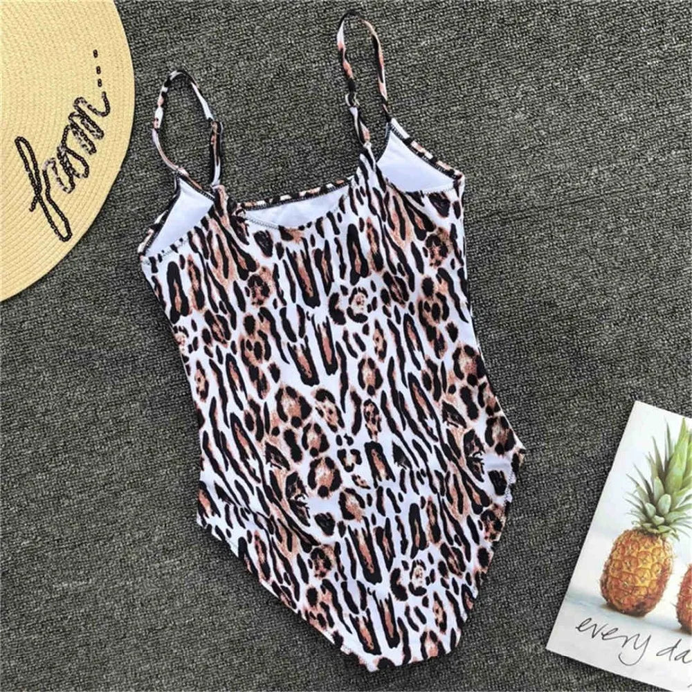 Sexy Leopard Printed One Piece Swimsuit Women Swimwear Female 2026 Bather Bathing Suit Swim Wear Monokini Bodysuit Lady V870