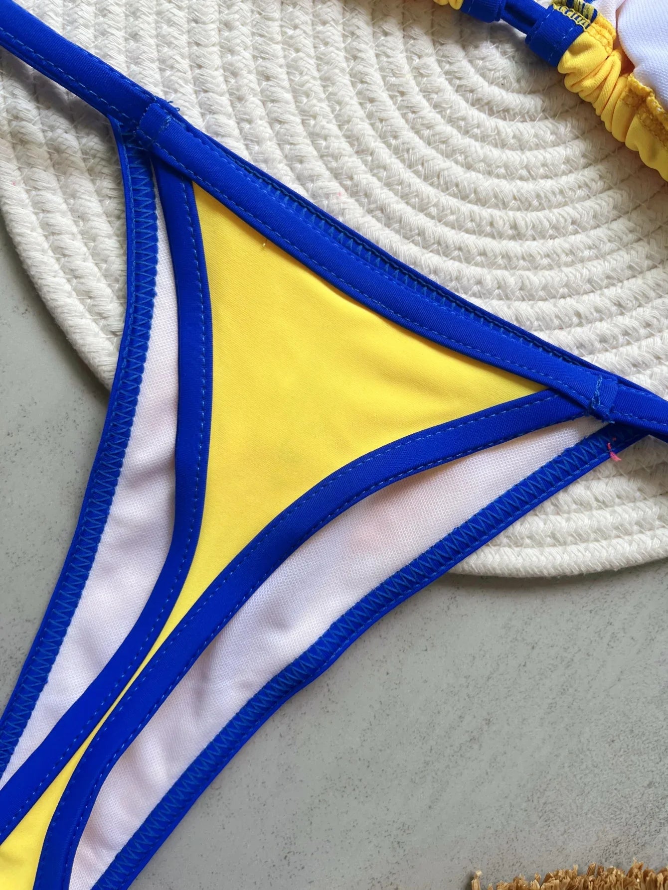 Solid color sexy embroidered Brazilian flag bikini set, women's swimsuit 2-piece set, summer beach bikini