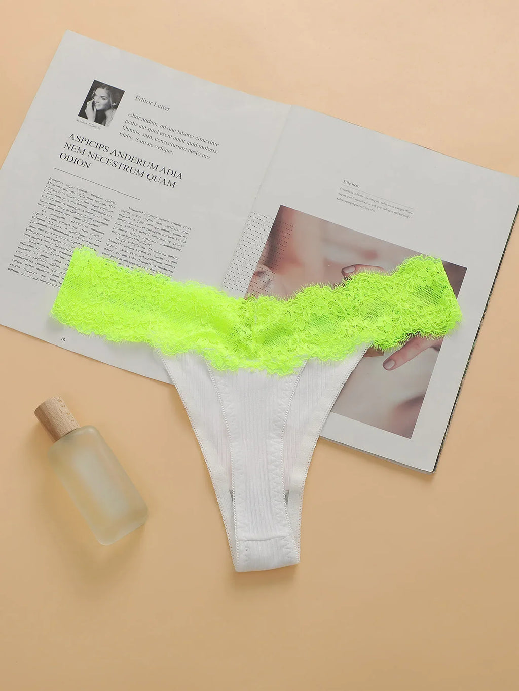 Women's sexy patchwork lace thong with low waist, seamless, breathable, antibacterial, easy to wash and dry underwear C3307