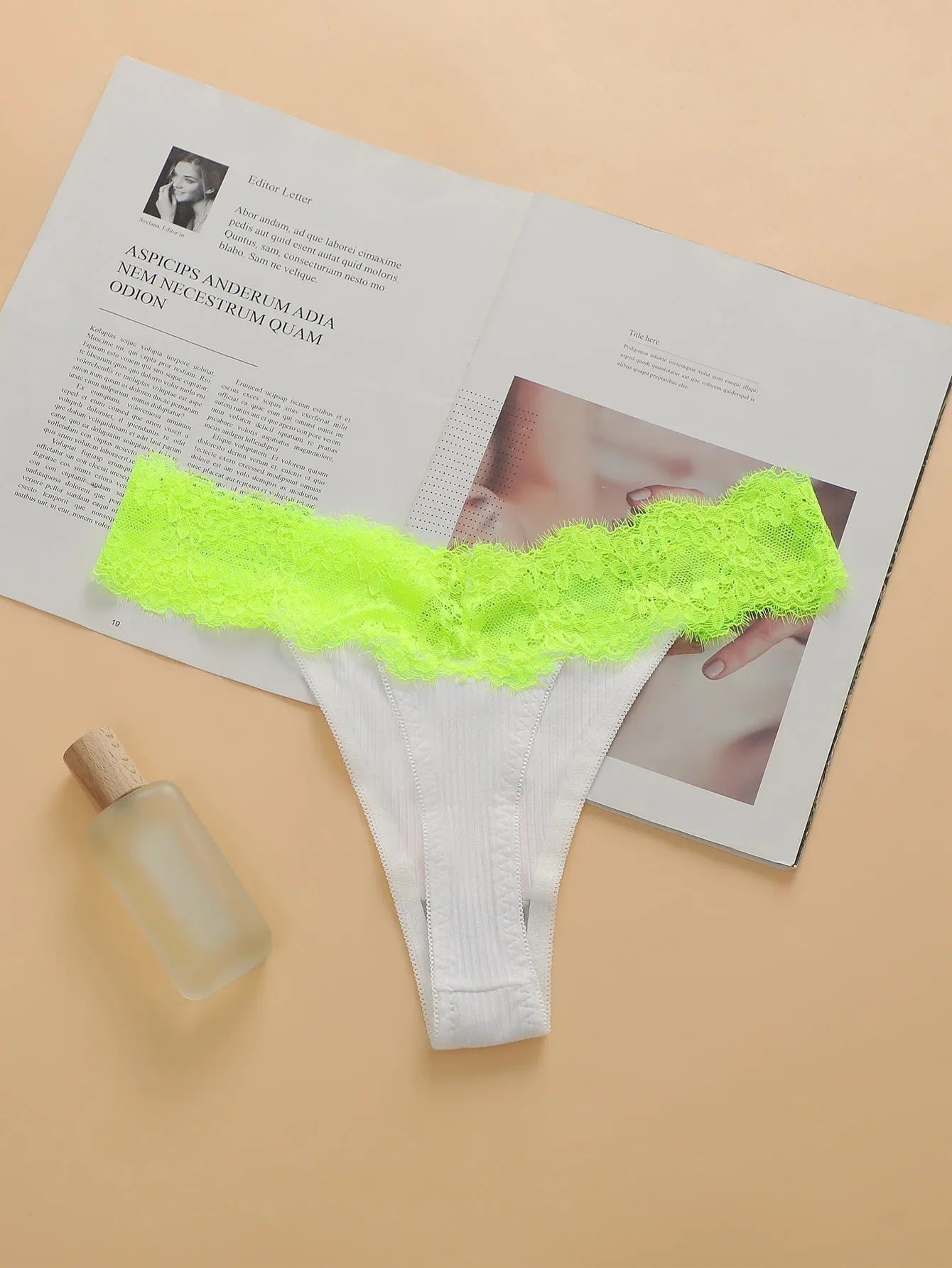 Women's sexy patchwork lace thong with low waist, seamless, breathable, antibacterial, easy to wash and dry underwear C3307