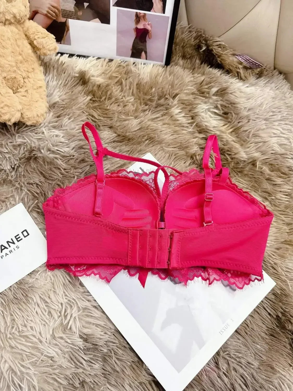 MOYISU Push Up Bra for Small Bust - French Chic Lace Bralette Set, Wireless Comfort Support Anti-Sag Underwear for Petite Women