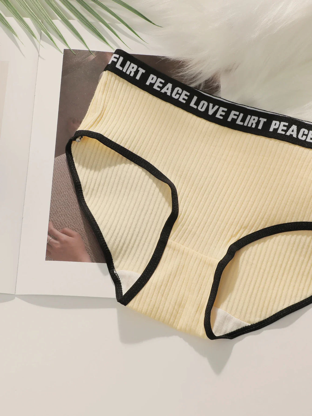 Women's High Waist Panties  Letter Elastic Waistband Soft Ribbed Fabric Comfortable Briefs for Daily Wear women bra K2809