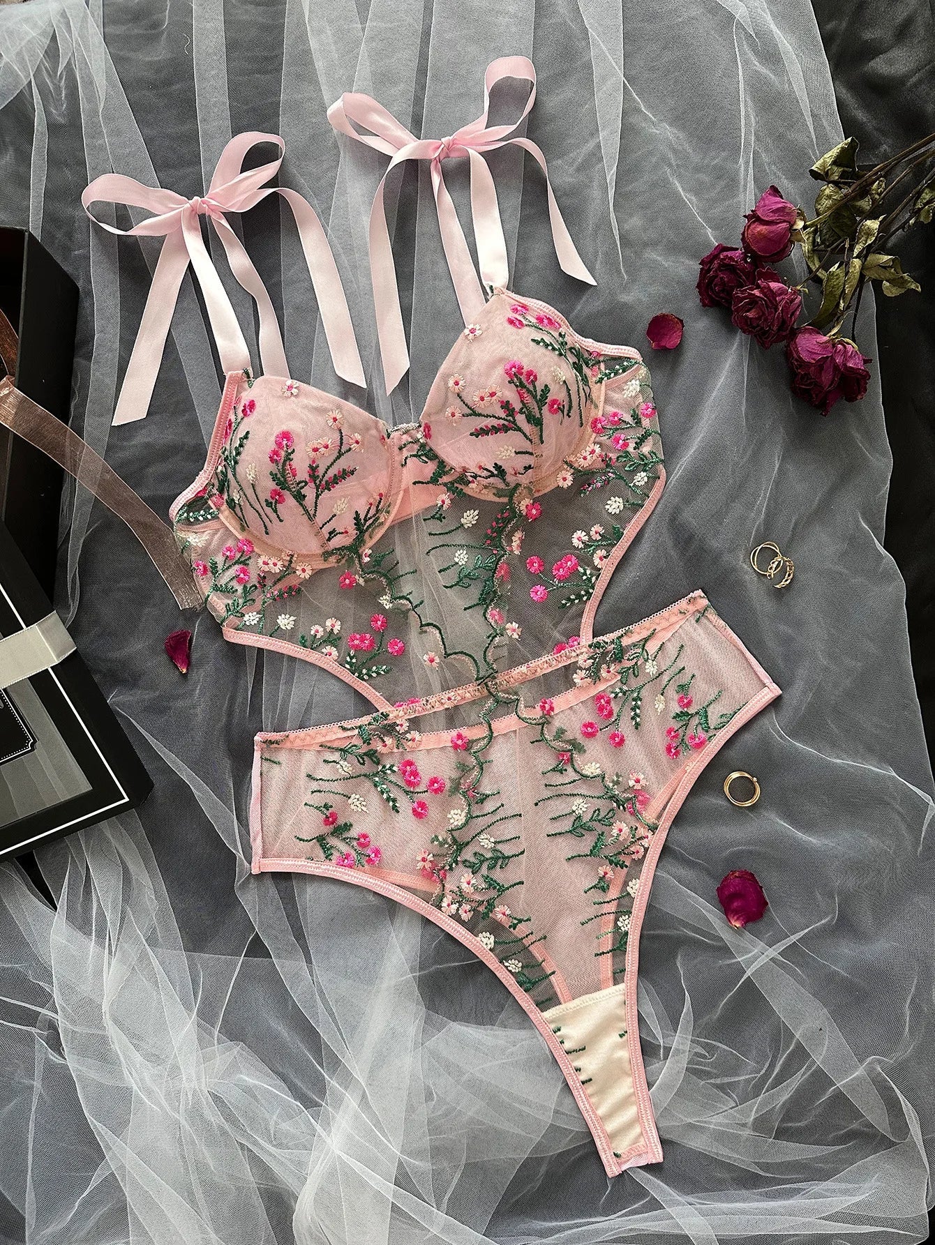 Lingerie for Ladies Bra and Panties Sets Lingeries for Woman Set Sexy Wear Set Women Female Lingerie Femme Sexys Choice Thong