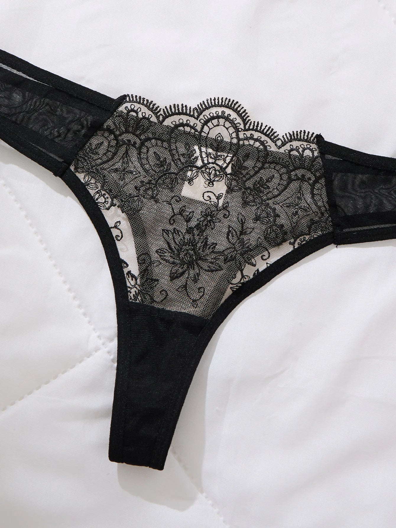 Black Thigh-High Stockings With Sexy Lace Single-Layer Thin Embroidered Lingerie Set, French-Style Pure Passion ZA825205