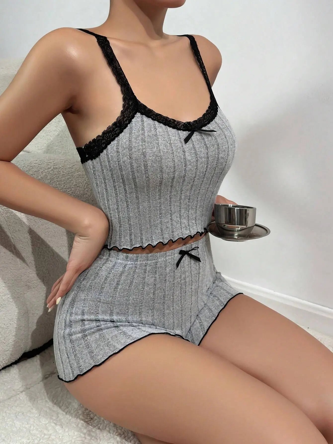 Women Sleepwear Summer Sling 2 Pieces Pajamas Set Homewear Female Sense Lace Crop Tops and Shorts Pijamas Loungewear