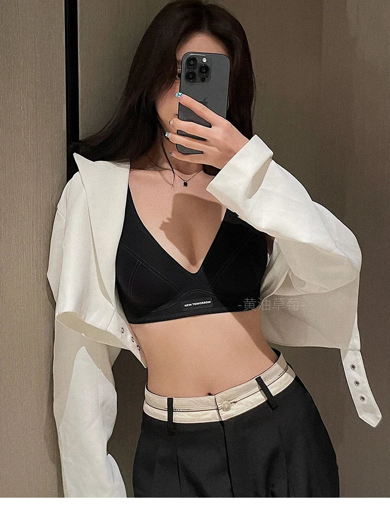 MOYISU Japanese Silky-Tech Bralette - Traceless Wireless Summer Bras for Small Chest Pull Together Soft Support Back Tuck Design