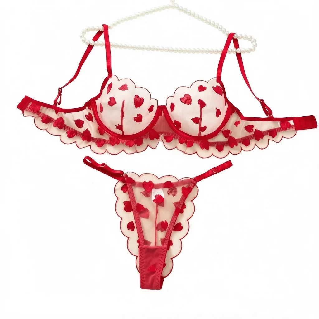 Red Heart-Shaped Girl's Sweet Lace Single-Layer Sheer Embroidered Underwear, French-Style Pure Desire ZA825203