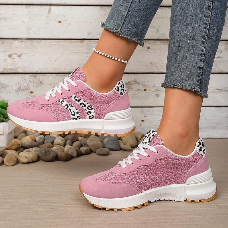 Fashion Leopard Print Pink Sneakers Women 2026 Spring Non Slip Platform Sneakers Woman Comfortable Lace Up Sport Shoes Plus Size
