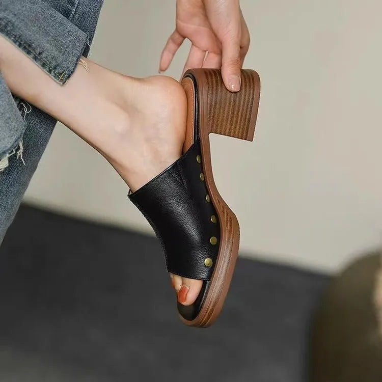 Women Beach Slippers Summer Thick Sole Anti Slip Retro Slippers Women High Heels Comfortable Shoes Zapatillas Mujer
