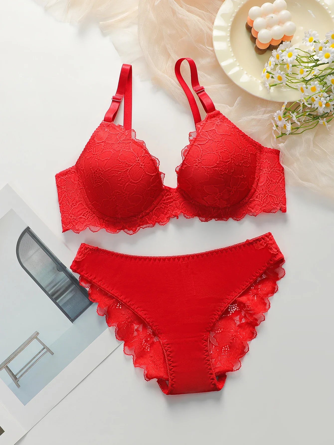 New Fashion Red Lace Set Sexy Lingerie Set 2-piece Solid Color Women's Underwear Set J3431