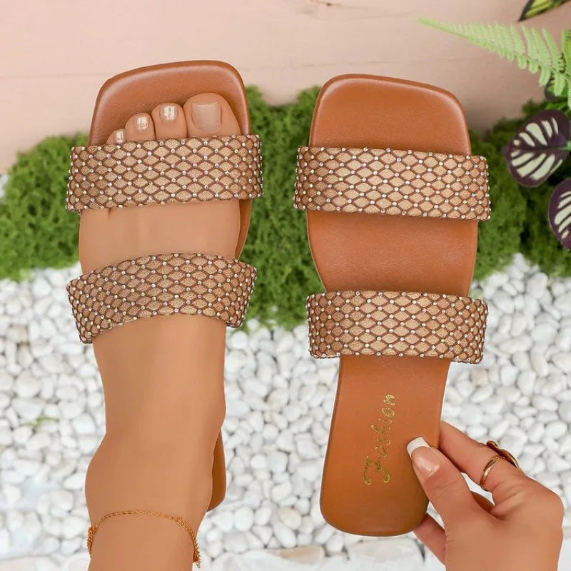 Large Size Women's Summer New Woven Slippers Outdoor Beach Sandals Fashionable  Material Comfortable Slip-On Shoes