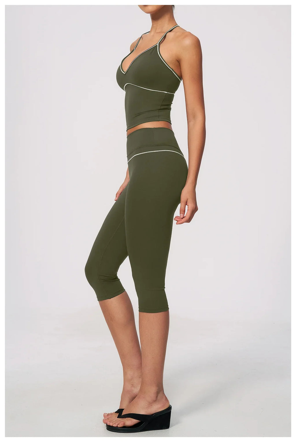 Summer Color Blocking Yoga Suit Women Tracksuit Hanging Neck V Neck Slim Sports Vest Tight Hip Lifting Capri Pants Fitness Sets