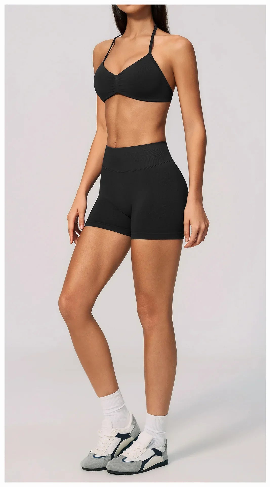 Seamless Yoga Suit Women Exposed Back Pleate Sports Bra High Waist Shorts Fitness Sets Outdoor Running Athletic Wear Tracksuit