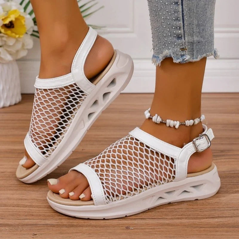 Summer New Mesh Buckle Fish Mouth   Casual Lightweight Versatile Comfortable Beach Sandals Women