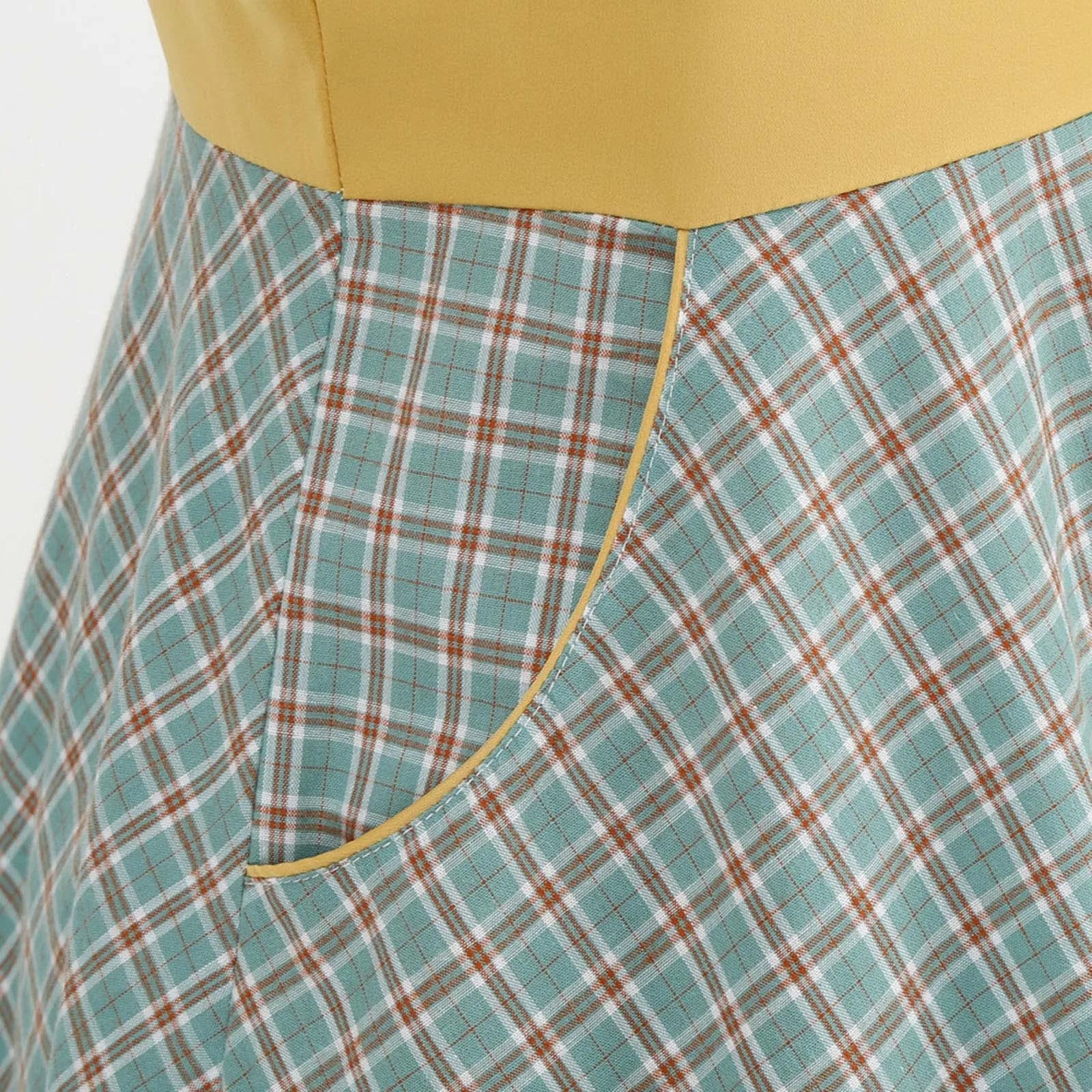 Retro Women's Plaid Dress Stand Neck Short Sleeve Cotton Dresses Lace Up Bow Tie Pleated Swing Vestidos Vintage Court Dresses