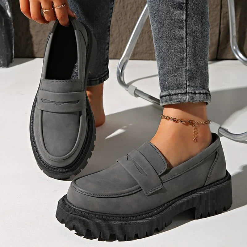 Basic Gray Faux Suede Loafers Shoes Women Slip On Round Toe Loafers Shoes Woman Spring Autumn Plus Size Platform Shoes Ladies