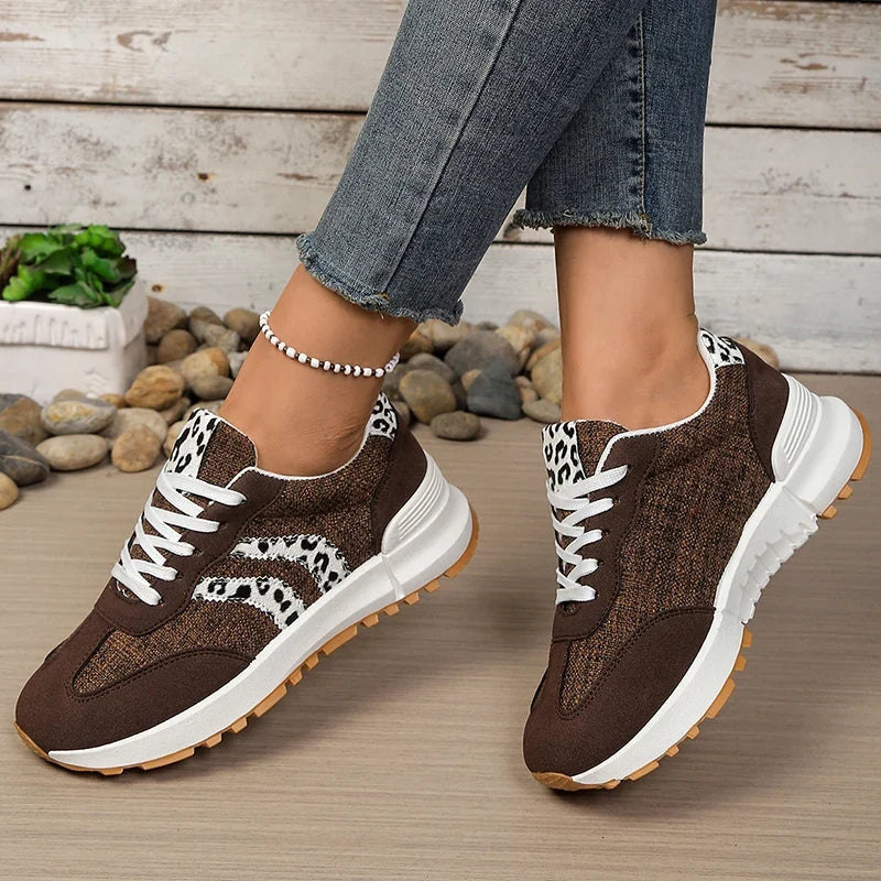 Fashion Leopard Print Pink Sneakers Women 2026 Spring Non Slip Platform Sneakers Woman Comfortable Lace Up Sport Shoes Plus Size