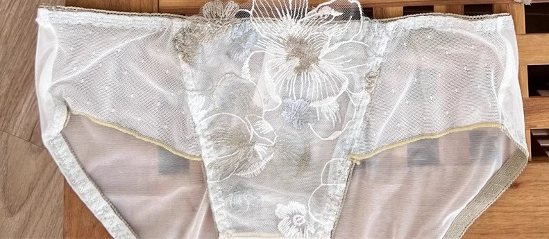 Pure Desire Minimizer Bra Rabbit Ear Cup Ultra Thin Support for Large Bust Retro Embroidered Lace Lingerie Set Women S-XL MOYISU