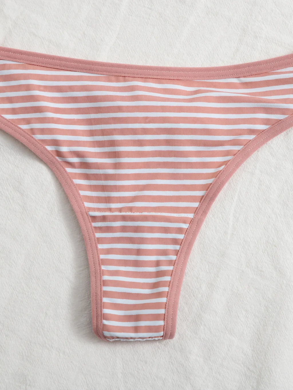 3Pcs Women's Cute And Fresh Multi-color Striped Underwear Thong Without Trace Antibacterial Daily Casual Underwear Thong C364