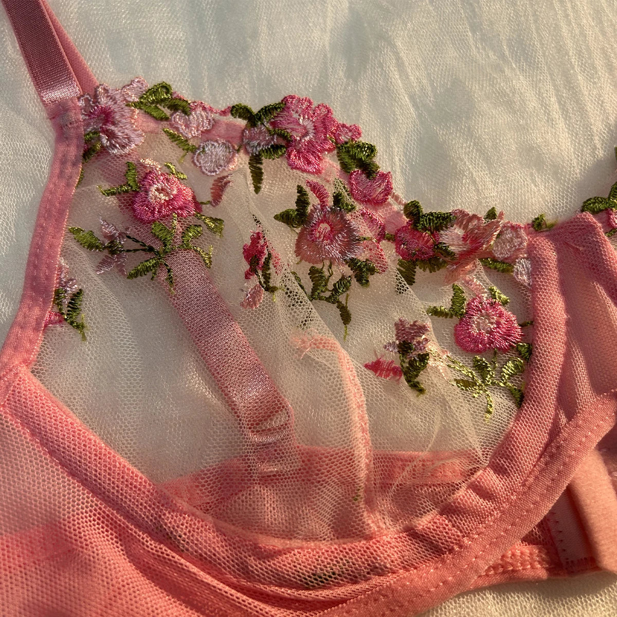 Pink Lingerie Woman Lace Underwear Fairy Embroidery Brief Sets Bra Panties Kits Breves Sets