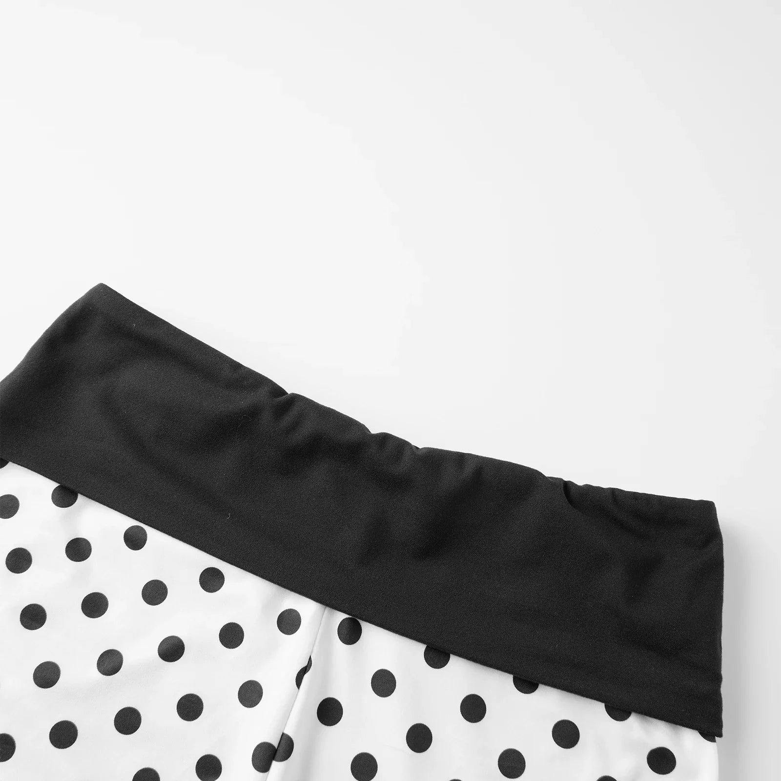 Summer Women's Dot Print Mini Casual Shorts Elastic High Waist Fold Over Slim Fit Shorts 2026 Fashion Going Out Daily Sporty