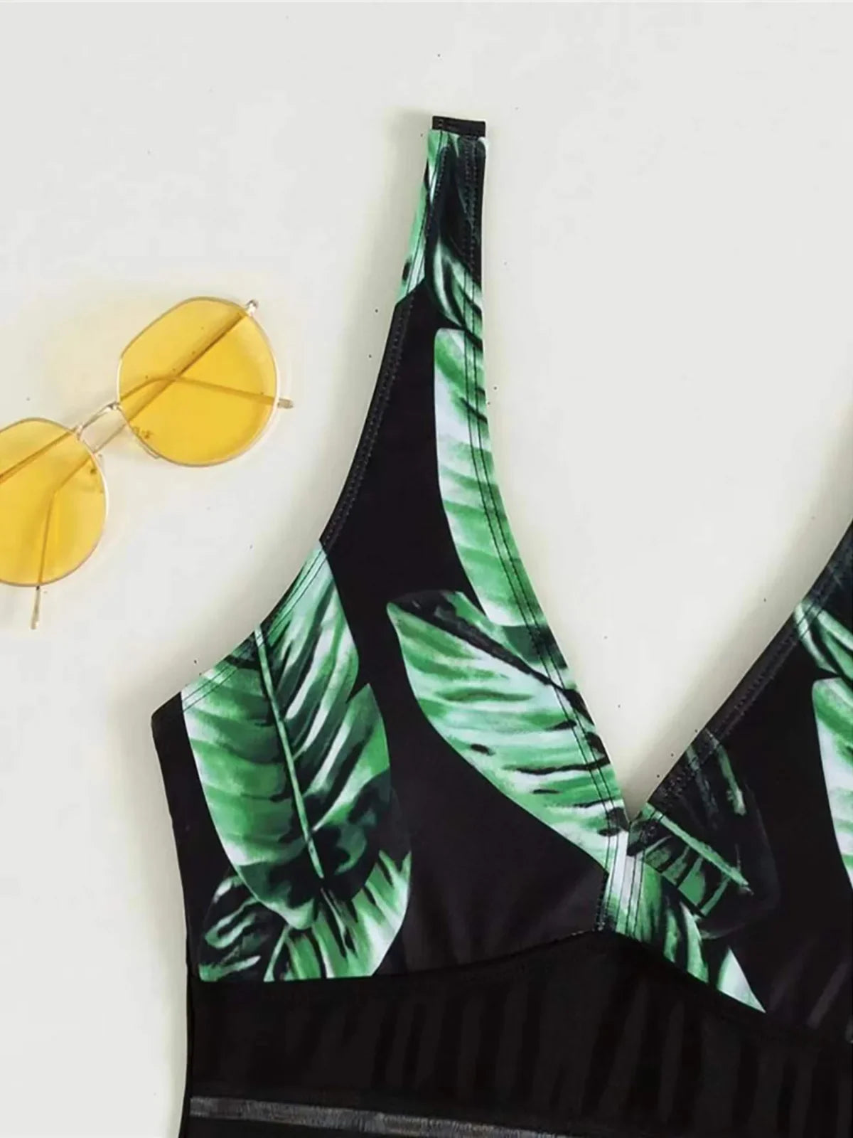 New V Neck Leaves Printed Shorts One Piece Swimsuit Women Swimwear Female Monokini Padded Bather Bathing Suit Swim Lady K4142