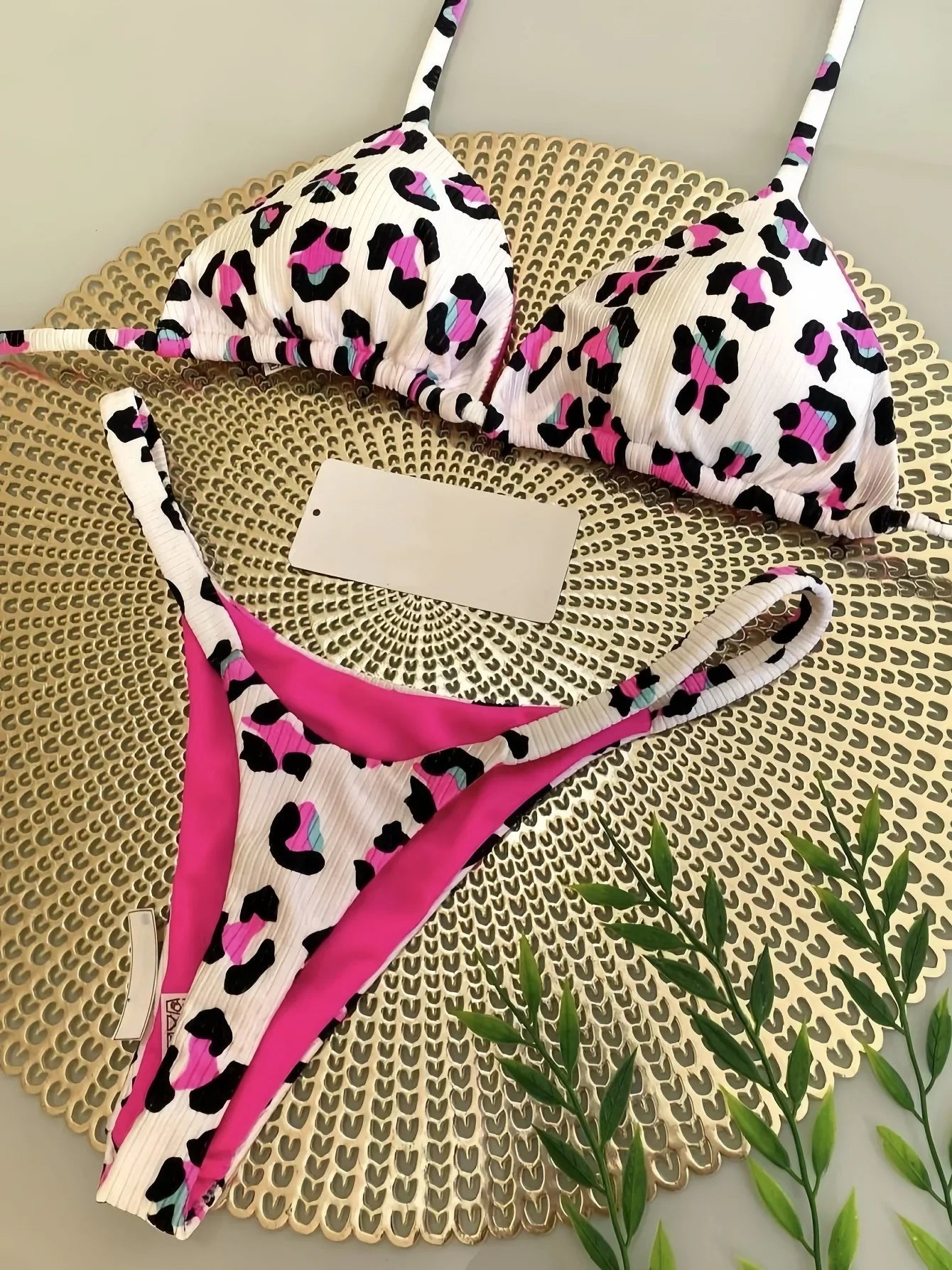 New Women's Bikini Split Print Swimwear Fashion G-string Beach Holiday