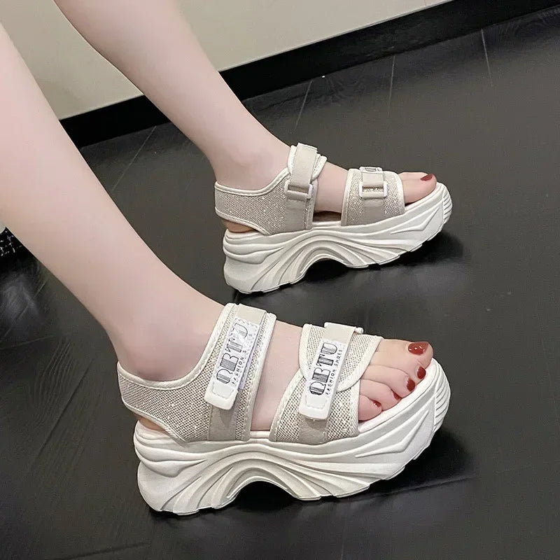 New Sports Sandals for Women Flat Bottomed Beach Shoes Thick Soled Casual Women Shoes Sandalias De Mujer 2025
