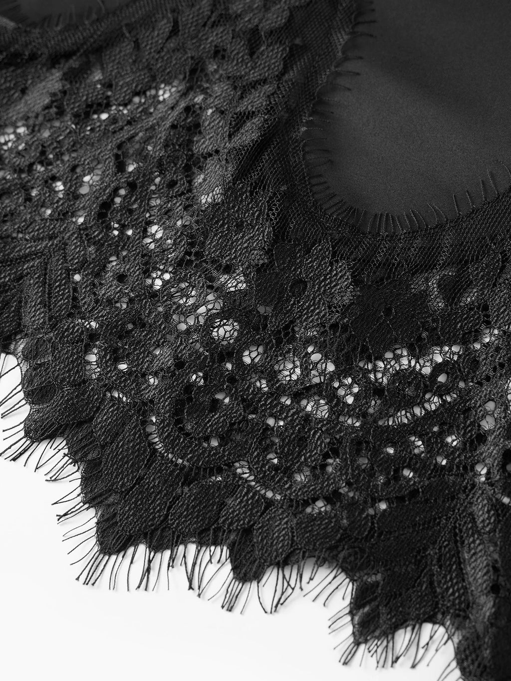 Women Summer Solid Color Lace Trimmed Camisole Fashion Spaghetti Strap Tank Top with Scalloped Hem
