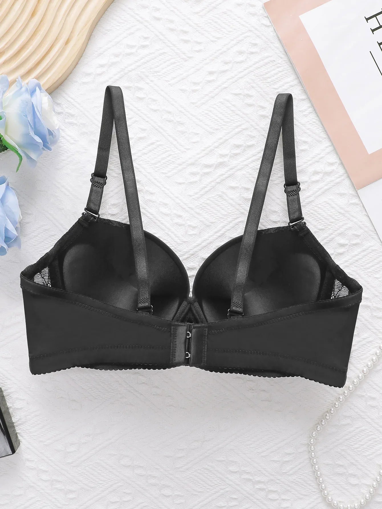 Women's sexy embroidered lace lingerie with steel rims adjustable shoulder straps breathable and comfortable fit bra B6084