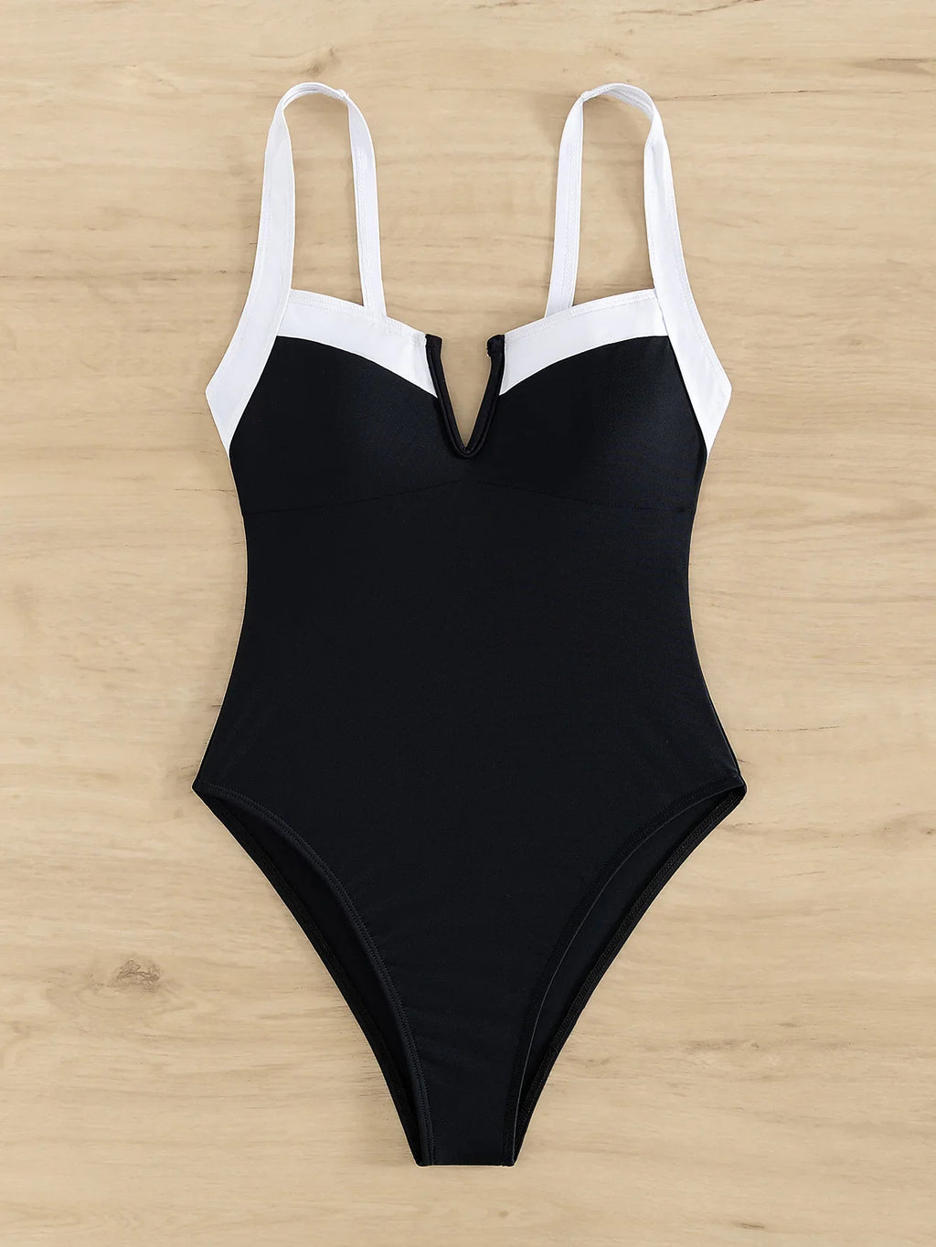 Sexy V Wire Swimwear Women 2025 White Black Contrast Slim Tummy Control One Piece Swimsuit Beach Backless Bathing Suit Monokini