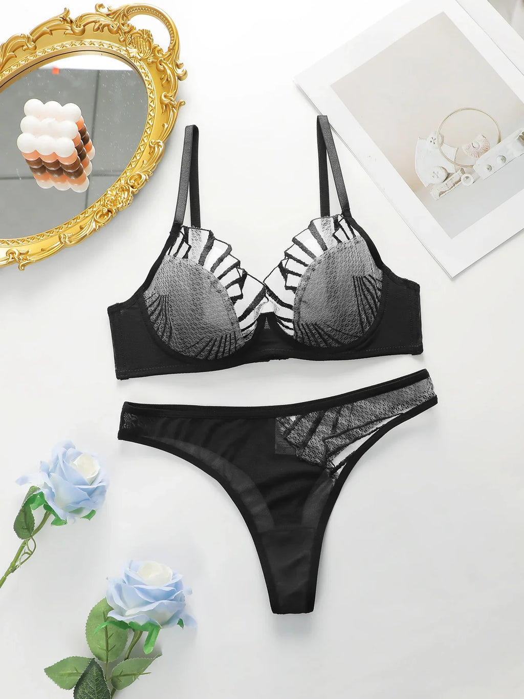 New Design High-Quality Lingerie Set With Sexy butterfly Line Mesh Plicing Women's Underwear Push Up Bra 2 Pieces YS2417