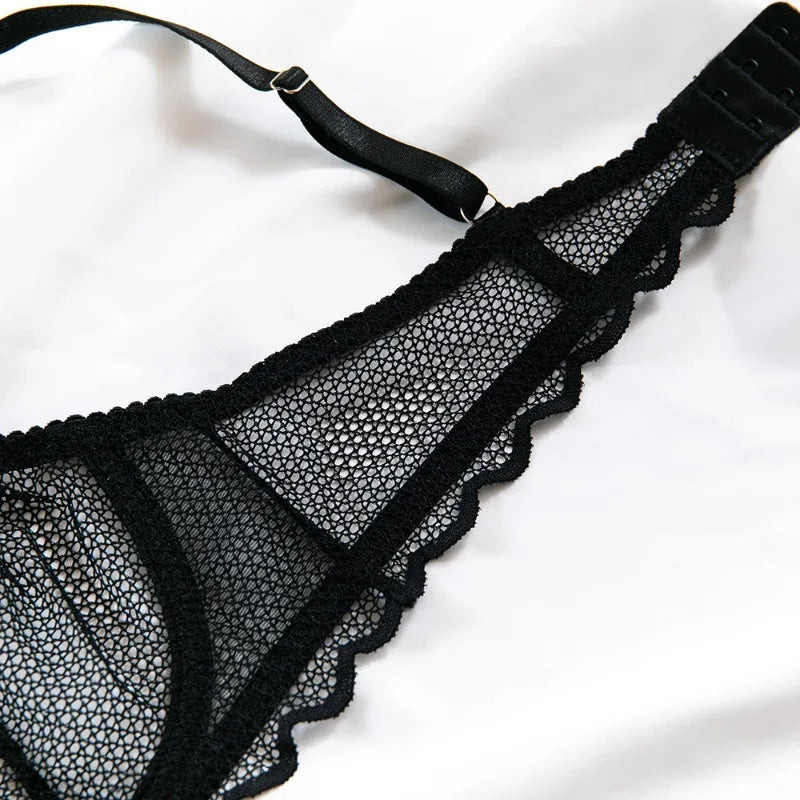 Toucheart Sexy Lingerie Suit for Women Lace Mesh Ultra-thin Underwear Comfortable Bra Set with Steel Rings Hollow Out Underwear