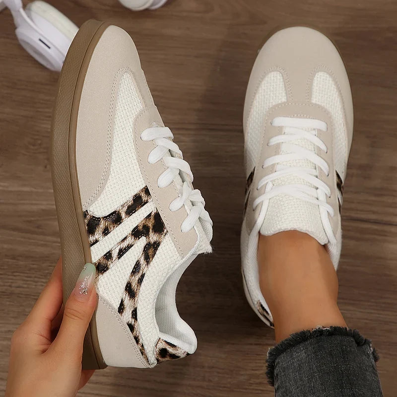 Breathable Flat Heels Sneakers Women Plus Size 43 Soft Bottom Lace Up Sport Shoes Woman Non Slip Comfortable Walking Shoes 2025